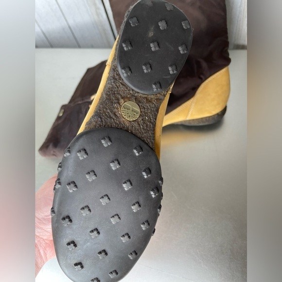 Timberland Western Style Knee High Puffer Boots Size 8 Women’s - Picture 5 of 5